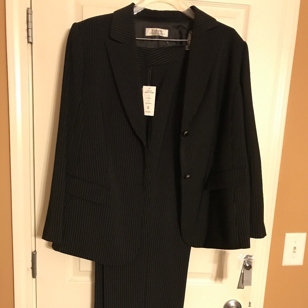 Women’s Suit
